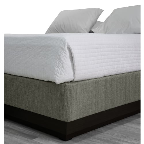 Envoltura de cama Bleeker, 98% poliéster / 2% spandex, Twin XL, se adapta a profundidades de hasta 11" de profundidad, cáñamo
